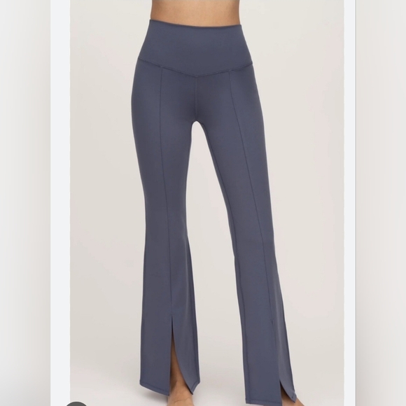 Yogalicious Pants - Yogalicious Lux Mia Leggings FLARED High Rise Women’s Gray Leggings Sz Small